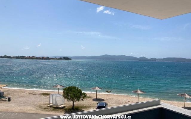 Crowonder Sunny Bay - Unterkunft Zadar Kroatien