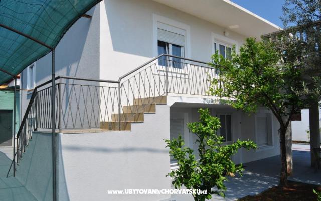 Haus s bazenom Gaspar - Unterkunft Zadar Kroatien