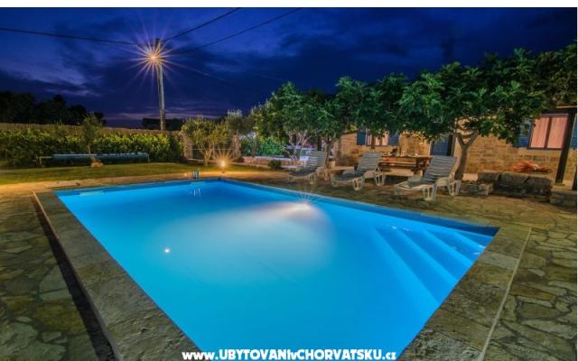 Haus Jukić - Unterkunft Zadar Kroatien