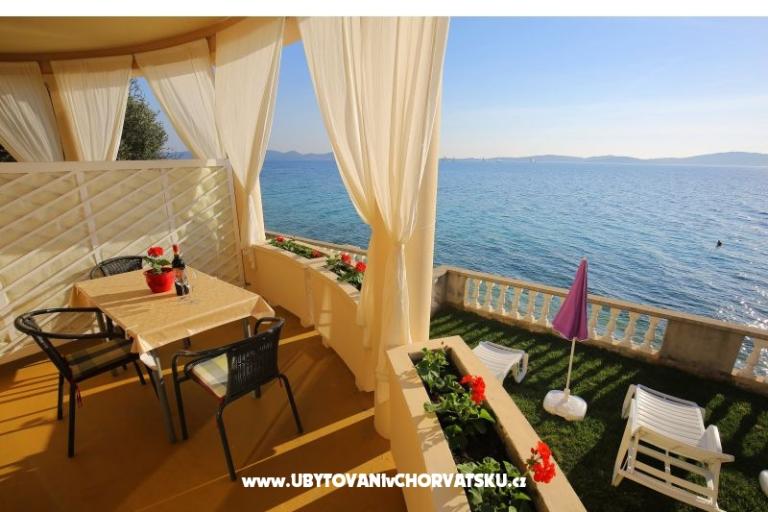 Appartements First row to the sea – foto 11