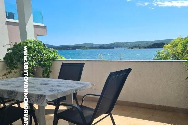 Apartment Mare - prvi red uz more – foto 6