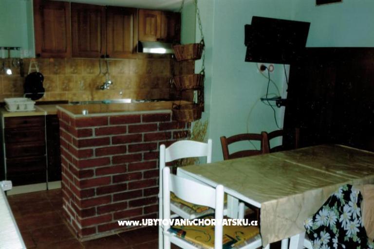 Appartements Kvarantan i Karabatić  – foto 10