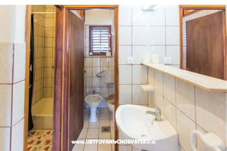 Apartment Anastazija i sobe RoLo uz  – foto 10