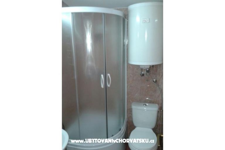 Apartment Anastazija i sobe RoLo uz  – foto 16