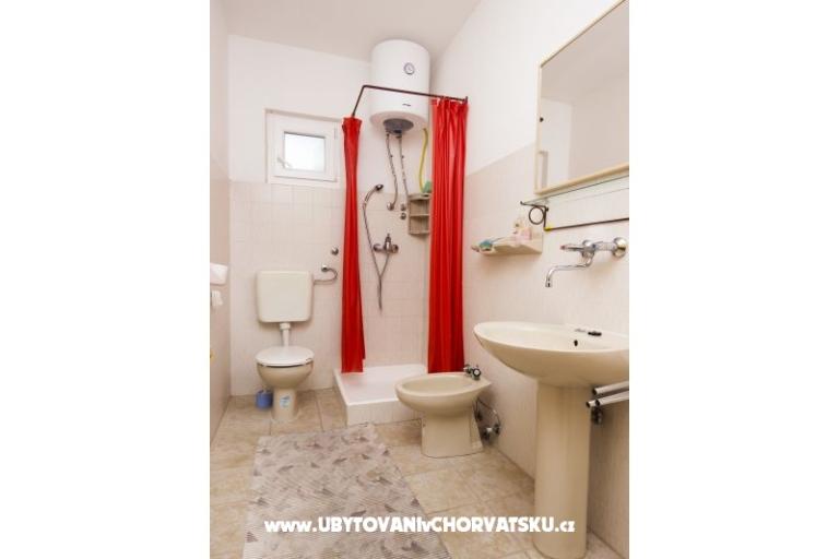 Supetar, Island Brač – foto 16