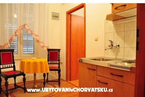 Ferienwohnungen &amp; room Giron – foto 6