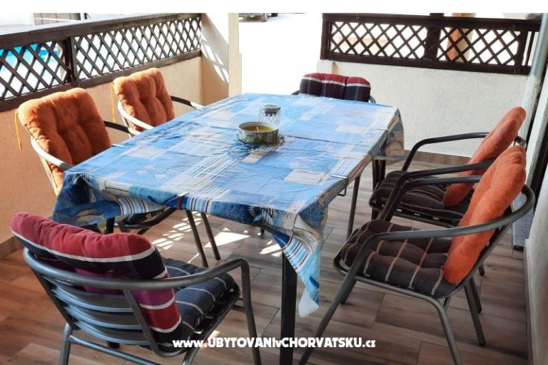 Ferienwohnungen Rudez - pool - jacuzzi  – foto 7