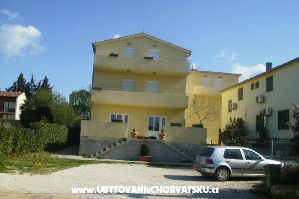 Ferienwohnungen &amp; rooms Pikolo – foto 2