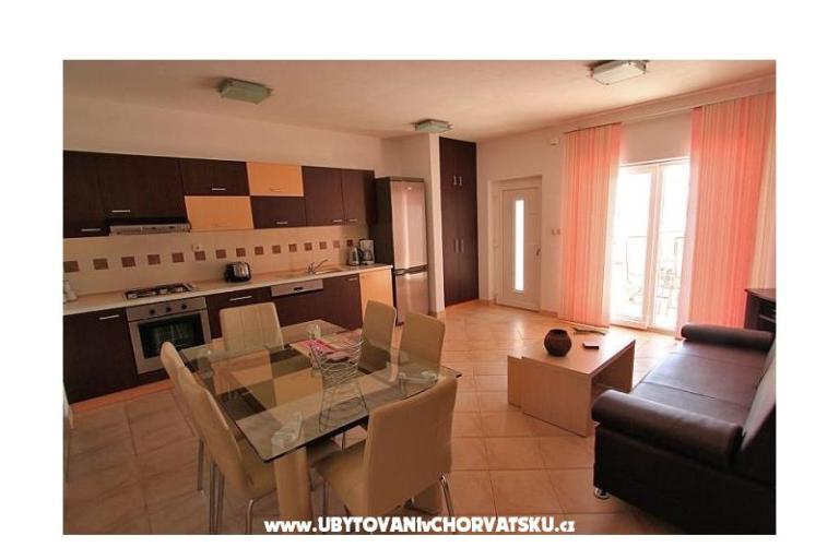 Beachfront Ferienwohnungen Baricevic wit – foto 11