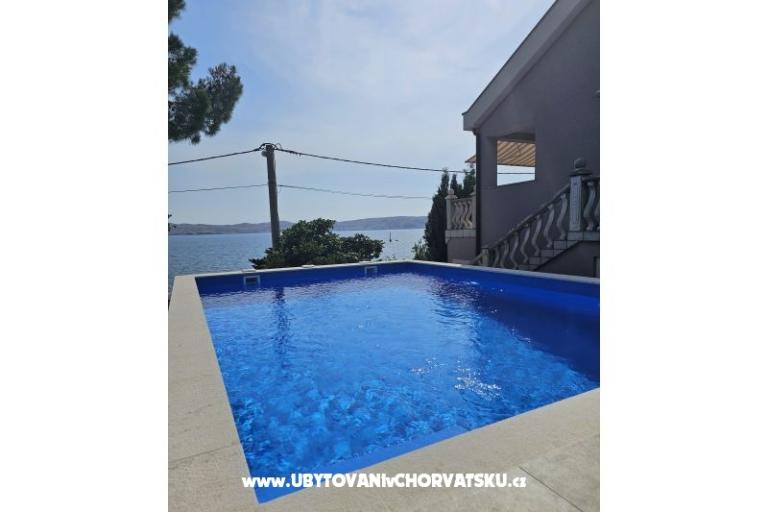 Beachfront Ferienwohnungen Baricevic wit – foto 18