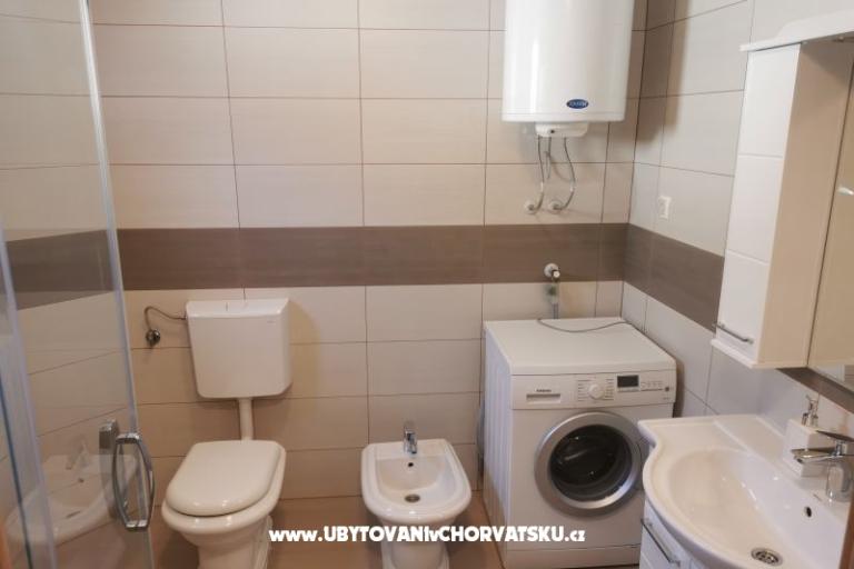 Beachfront Haus Robert mit Pool – foto 6