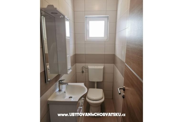 Beachfront Haus Robert mit Pool – foto 7
