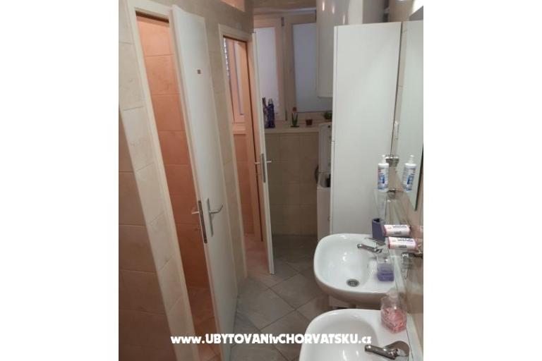 Holiday Home Sara- Kastel Stafilic – foto 15