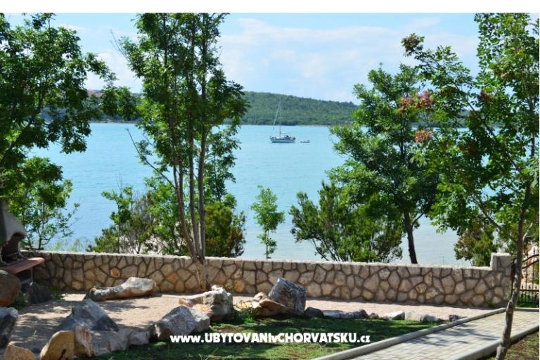 Villa Klimno direct am Strand – foto 16