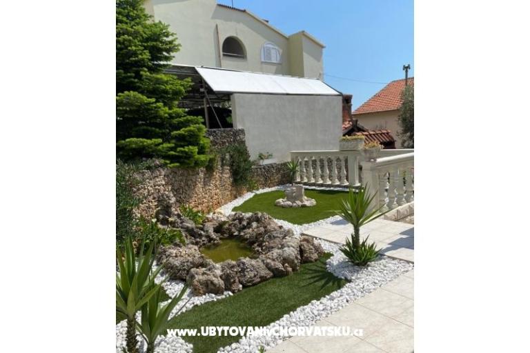 Ferienwohnungen VUKOVIĆ Makarska *** – foto 9