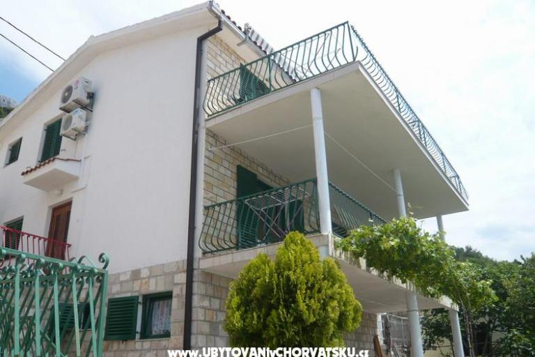 Appartements Sliskovic, 1. line to sea – foto 2