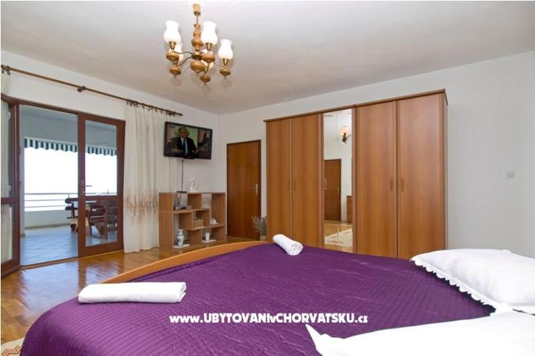 De Lux Ferienwohnungen-SWIMMING POOL – foto 14