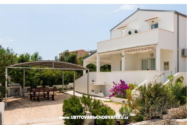 BayBeach Ferienwohnungen Sevid – foto 3