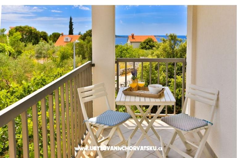 Appartements Vila Nena mit Pool – foto 13
