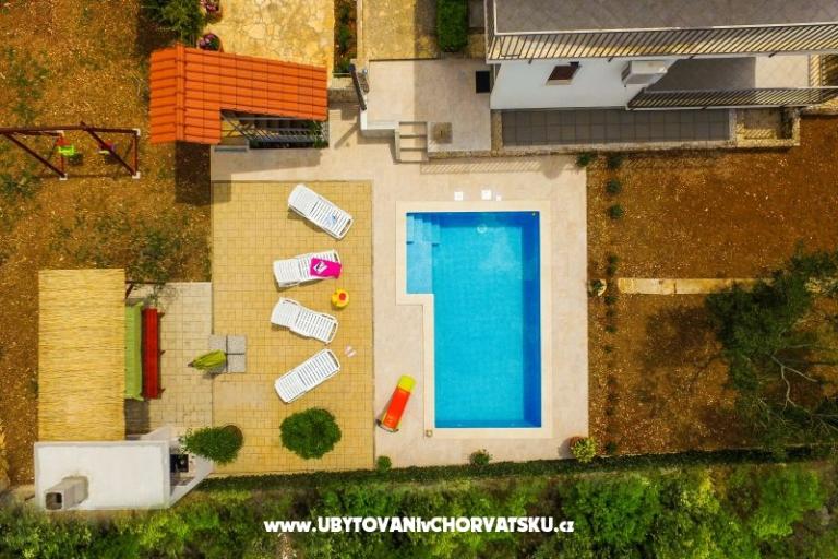 Appartements Vila Nena mit Pool – foto 3