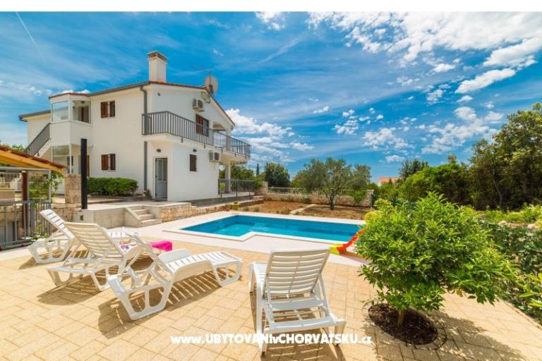 Appartements Vila Nena mit Pool – foto 8