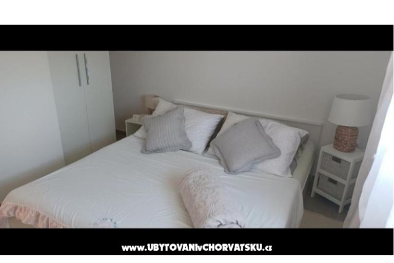 Appartements AS sa bazenom – foto 28