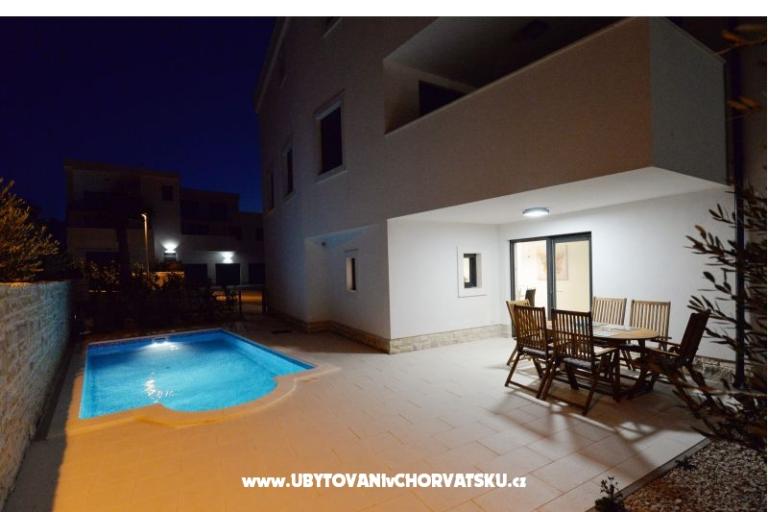 Your Pleasure Point – foto 17