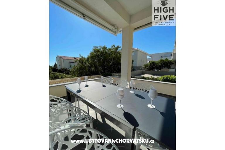 High Five Luxury Haus Novalja – foto 8