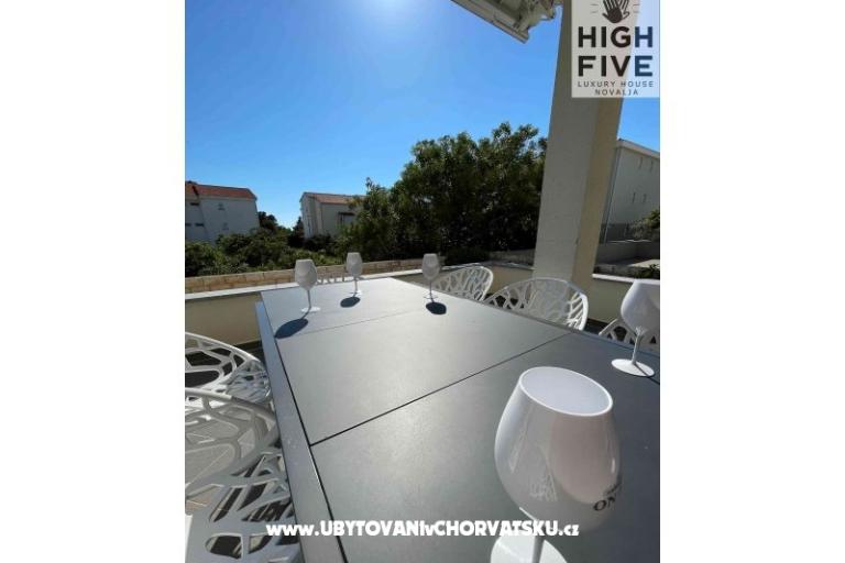 High Five Luxury Haus Novalja – foto 9
