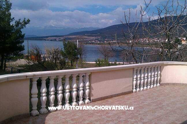 Apartment Dedi – foto 2