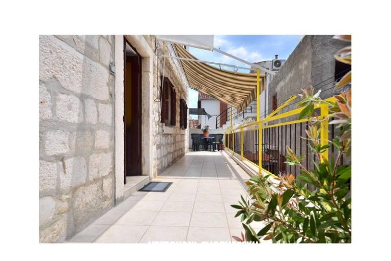 Ferienwohnungen Stari Grad /Omiš center/ – foto 3