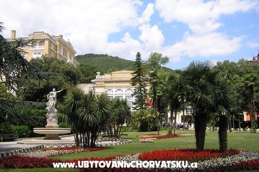 Ferienwohnungen &amp; rooms  Raspor – foto 2