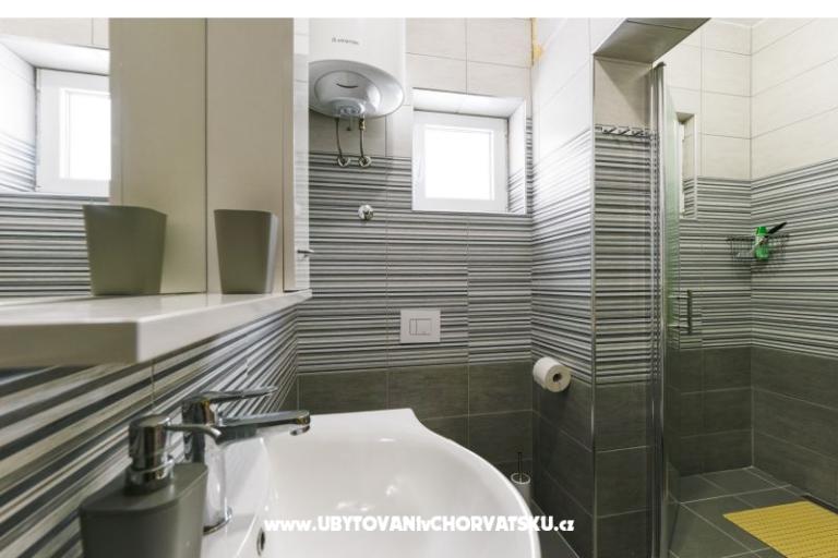 Appartement mit Pool and jacuzzi – foto 10