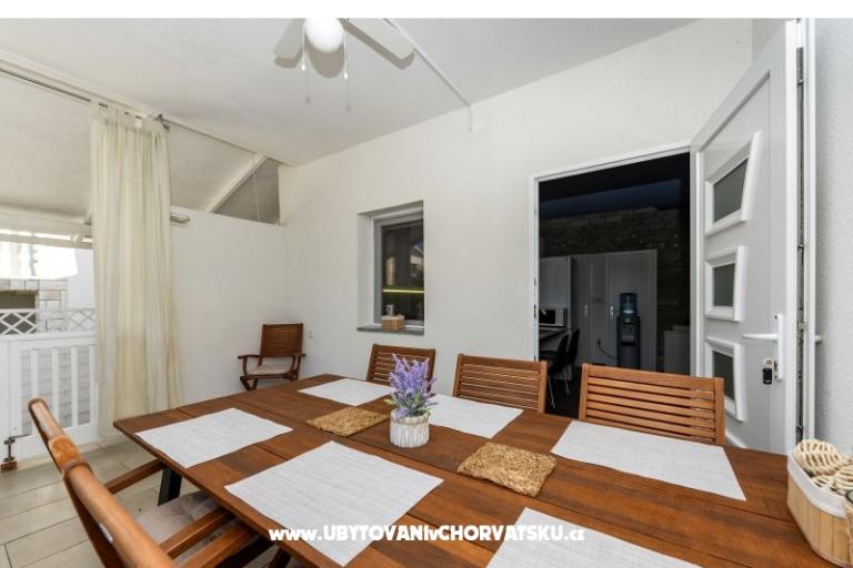 Appartement mit Pool and jacuzzi – foto 19