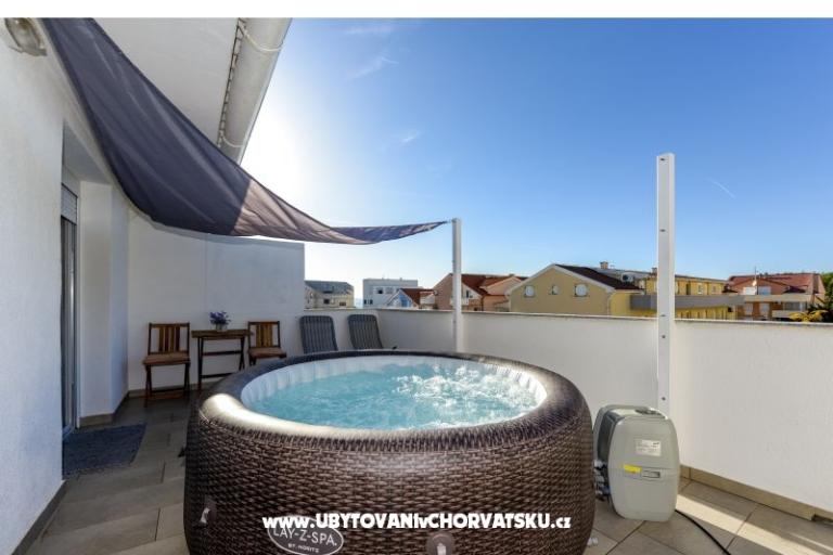 Appartement mit Pool and jacuzzi – foto 22
