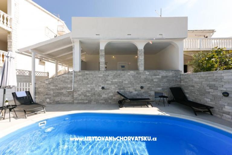 Appartement mit Pool and jacuzzi – foto 4