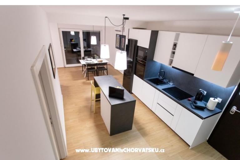 Luxury Apartment Iva – foto 12