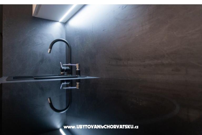 Luxury Apartment Iva – foto 8