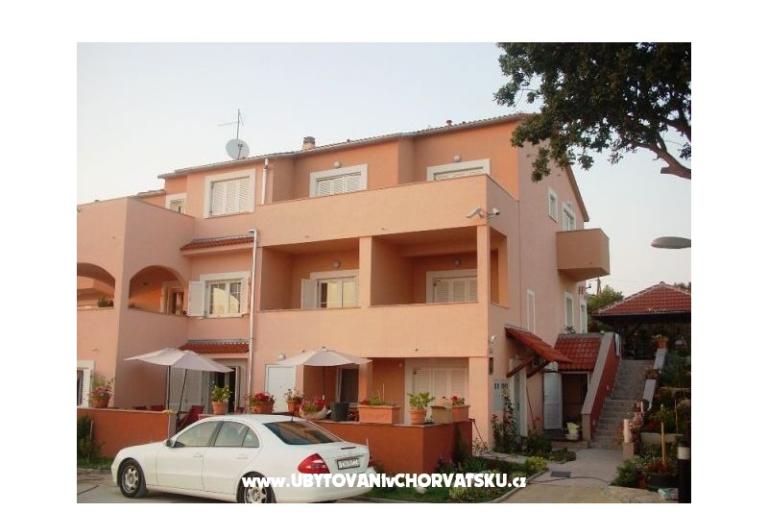 Appartements Ivan i Zeljka Pakostane – foto 7