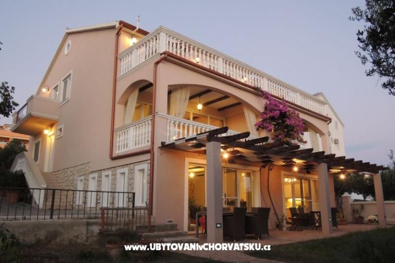 Ferienwohnungen in Villa – foto 15