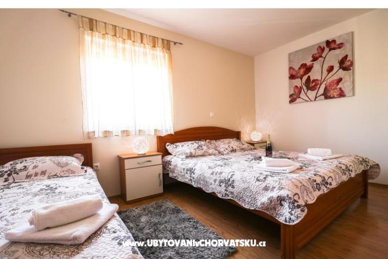  Haus mit Pool - Villa Marijana  – foto 16