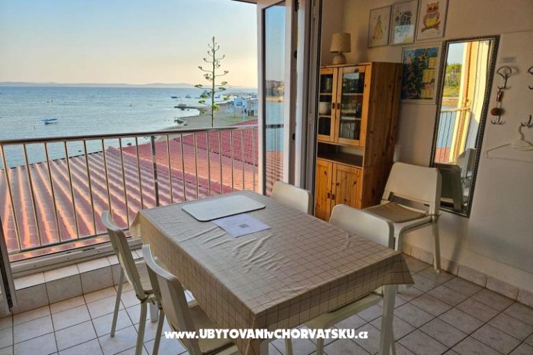 Apartment uz more i plažu – foto 8