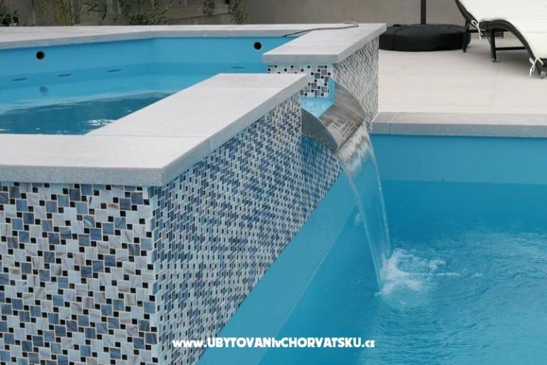 Family friendly Apt with a pool  – foto 4