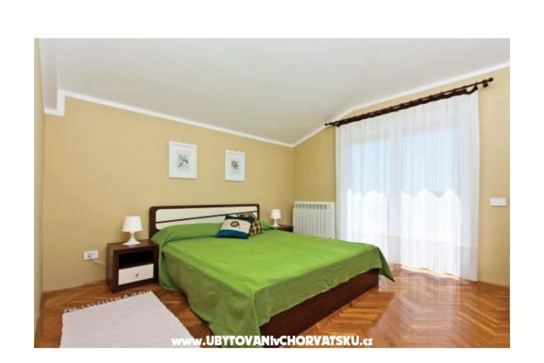 Family house mit Pool – foto 10