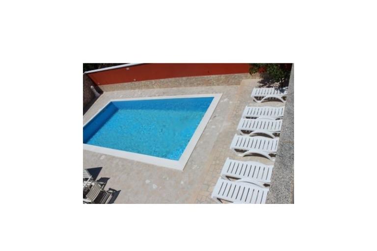 Haus with swimming pool – foto 15