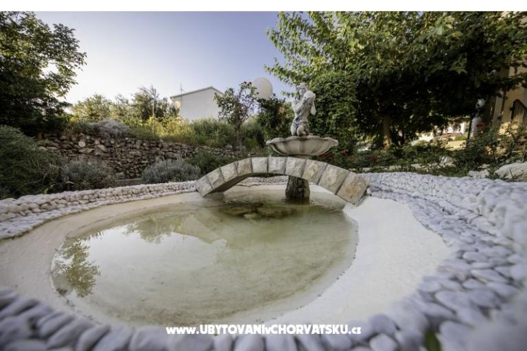 APARTMANI DEBELIĆ – foto 5