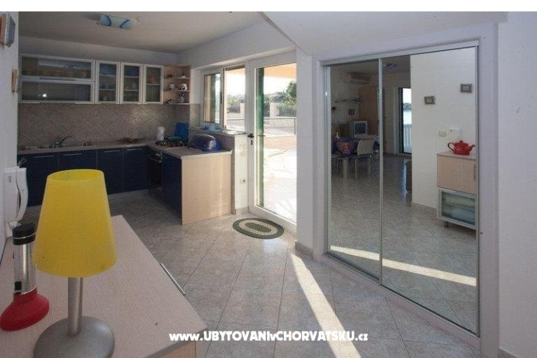Beach apartments Rogoznica – foto 5