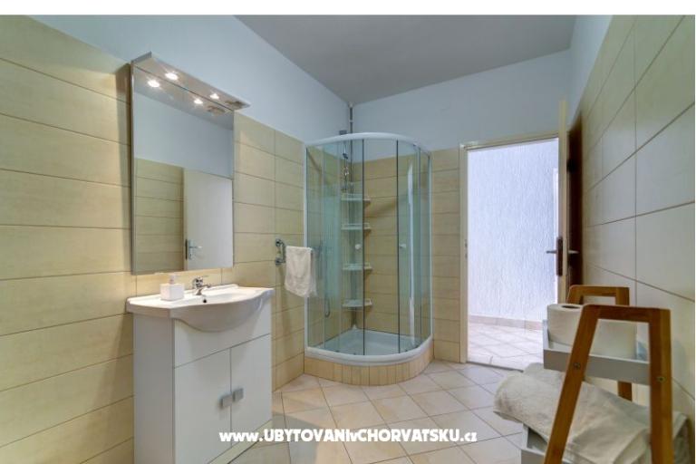 Apartment Marta za 6 osoba  – foto 16