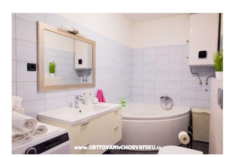 HolidayHomeSpalato-pool apartments  – foto 6