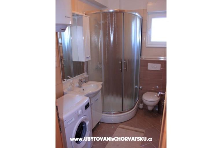 Apartment Anadina KOMFOR KRAJ PLAŽE – foto 10